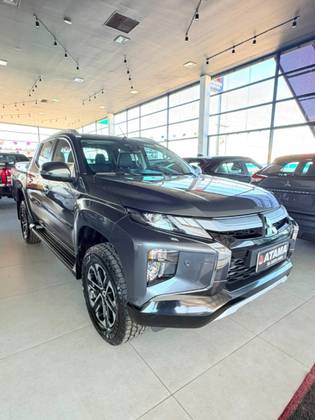 MITSUBISHI L200 TRITON 2.4 16V TURBO DIESEL SPORT HPE-S CD 4P 4X4 AUTOMÁTICO MITSUBISHI L200 TRITON 2.4 16V TURBO DIESEL SPORT HPE-S CD 4P 4X4 AUTOMÁTICO